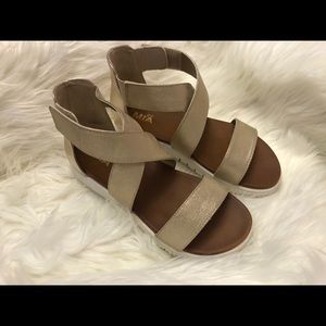 Girls Gold Sandals